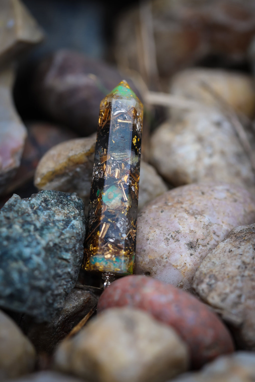 Opal Pendel Anhänger Edelstein Amulett mit echtem Edelopal und 925 Sterling Silber Fassung zur Steigerung von Kreativität und Kraft