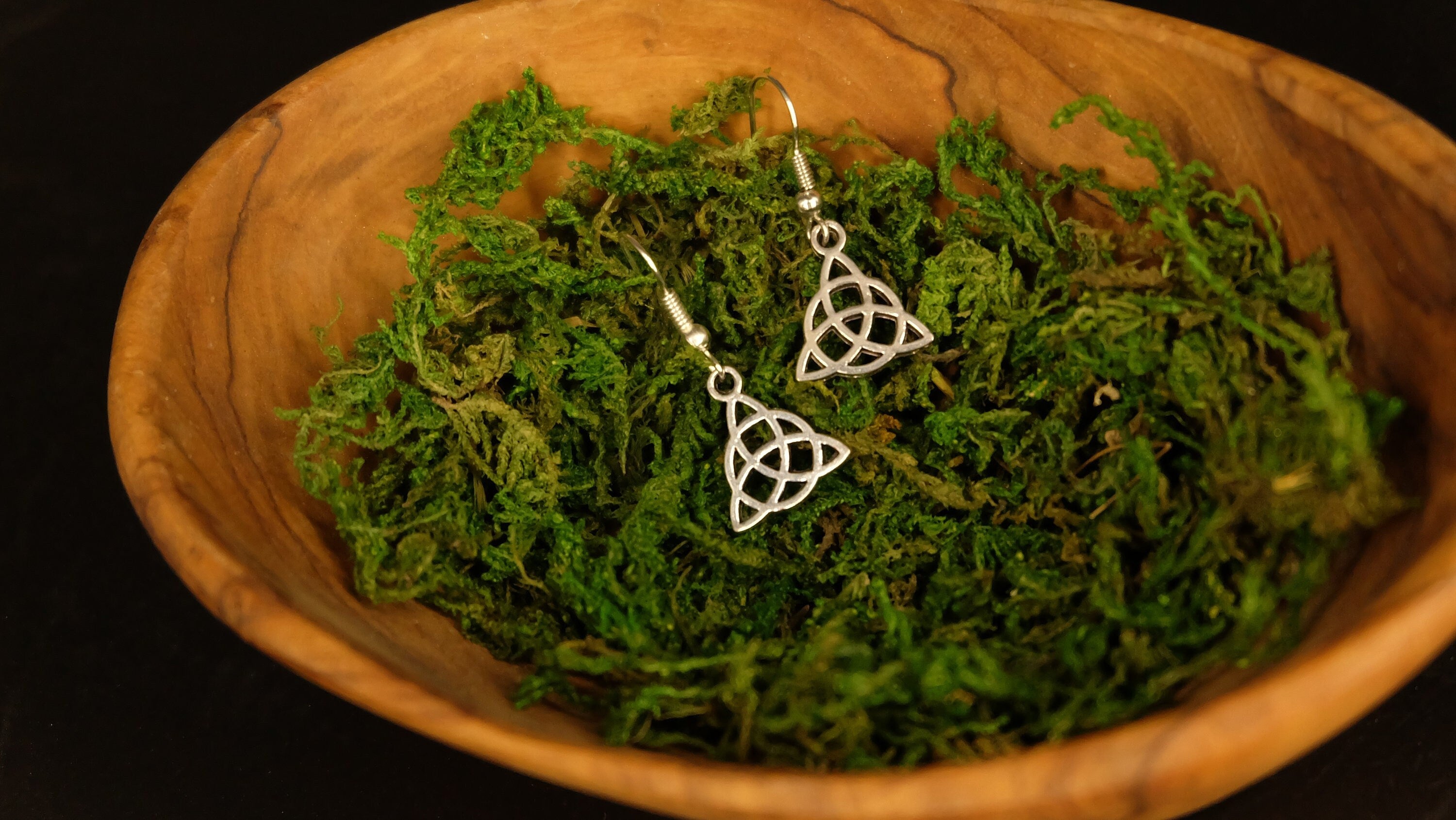 Keltische Ohrringe Triquetra aus Edelstahl - 15x17mm Ohrringe - Handmade