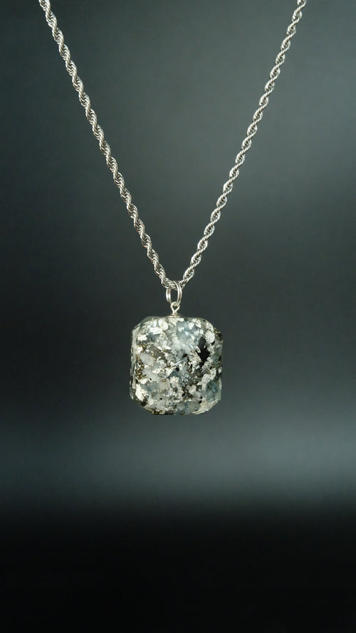 Berggeist® Bergkristall Orgonit Amulett für Schutz mit Blauer Topas Schwarzen Turmalin und Silber