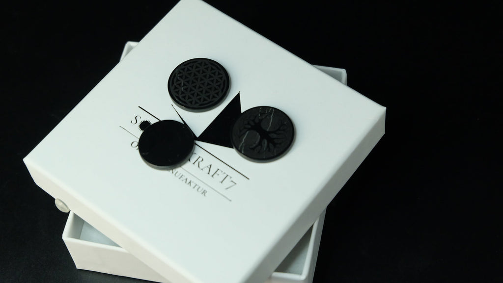 EMF Schutz-Set aus einem Brain 5G Amulett und einem Schungit Strahlenschutz Chip nach Auswahl von Sonnenkraft7®