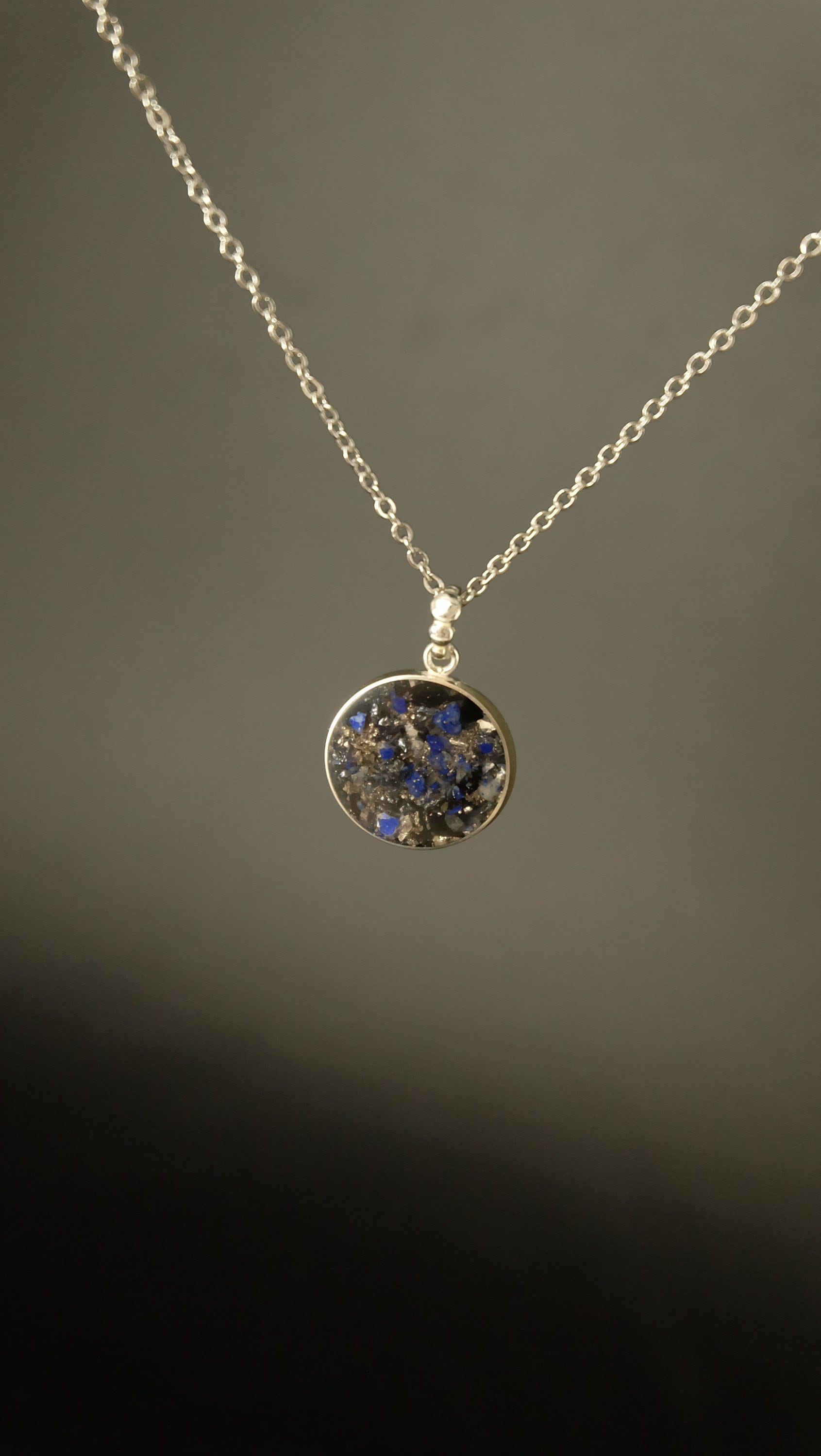 Lapislazuli Amulett aus 925 Sterling Silber und Silizium 20mm DM von Hand gefertigt