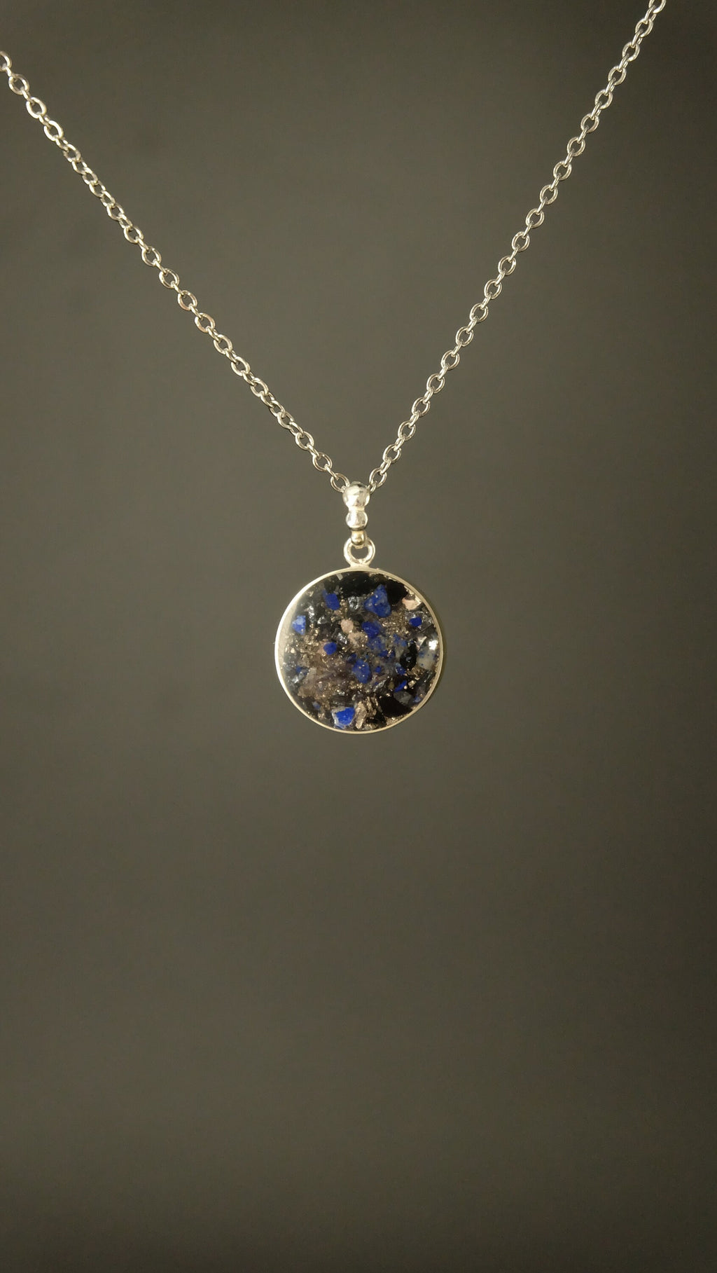 Lapislazuli Amulett aus 925 Sterling Silber und Silizium 20mm DM von Hand gefertigt