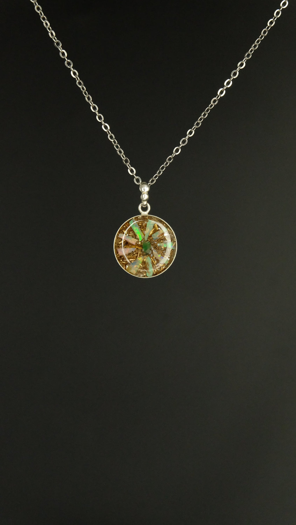 Opalblume 925 Sterling Silber Anhänger von Hand gefertigt aus Opal und Kunstharz Spezialanfertigung