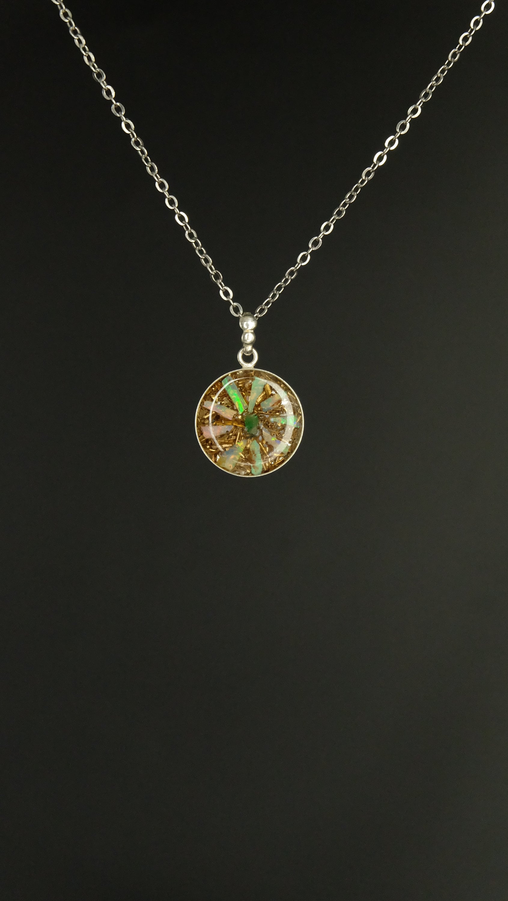 Opalblume 925 Sterling Silber Anhänger von Hand gefertigt aus Opal und Kunstharz Spezialanfertigung