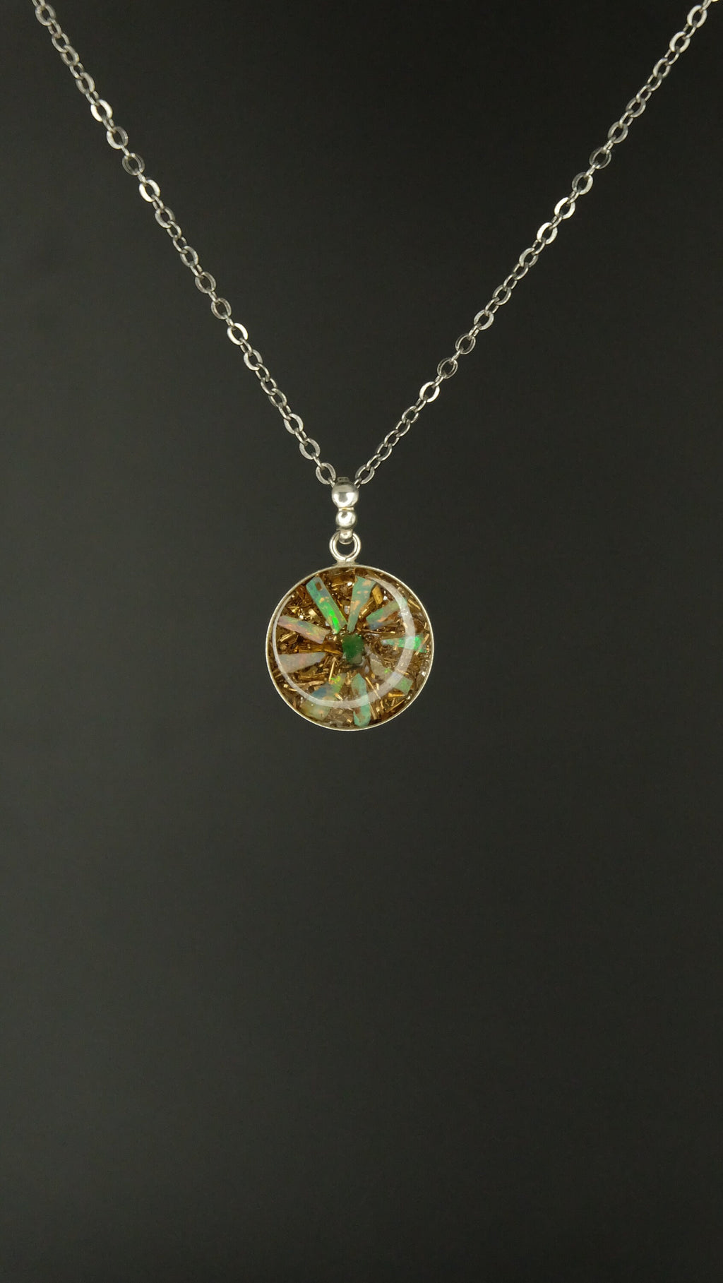 Opalblume 925 Sterling Silber Anhänger von Hand gefertigt aus Opal und Kunstharz Spezialanfertigung