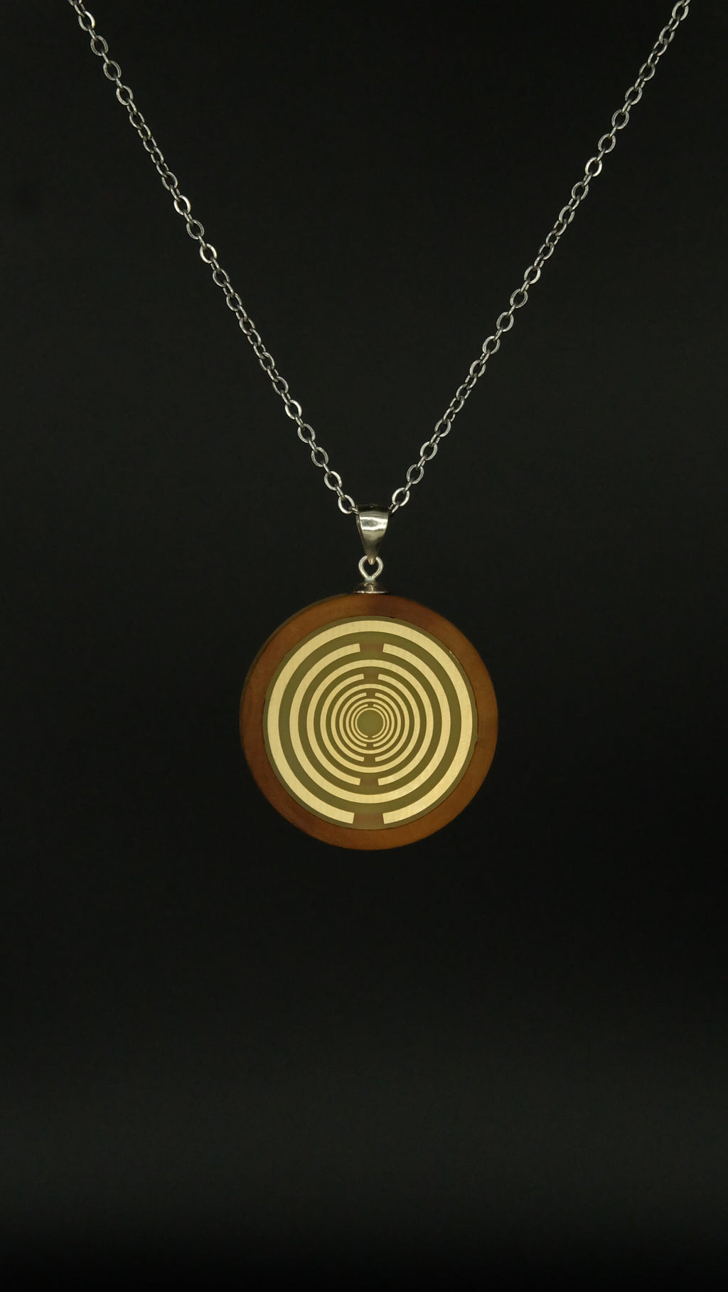 Lakhovsky Amulett aus italienischen Olivenholz zum Schutz vor 5G Strahlung Elektrosmog und für Chakra Harmonisierung und Blockadenlösung MWO