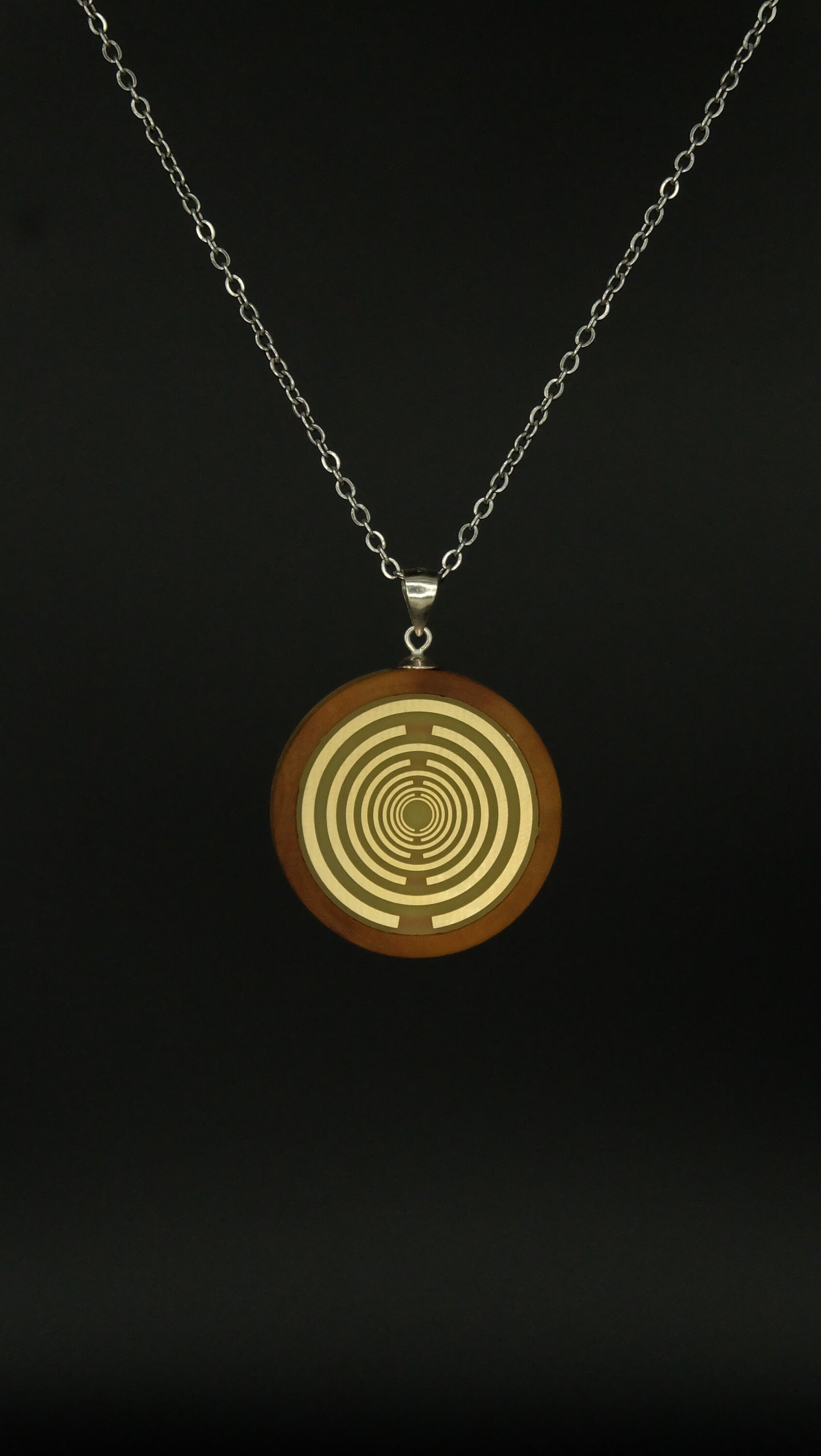 Lakhovsky Amulett aus italienischen Olivenholz zum Schutz vor 5G Strahlung Elektrosmog und für Chakra Harmonisierung und Blockadenlösung MWO