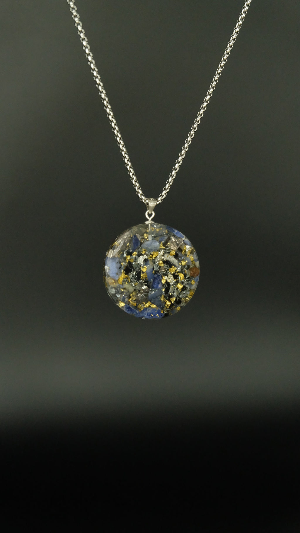 Orgonit Schmuck Anhänger Talisman Amulett mit Sodalith und Blattgold von Hand gefertigt in Deutschland UNIKAT Anfertigung