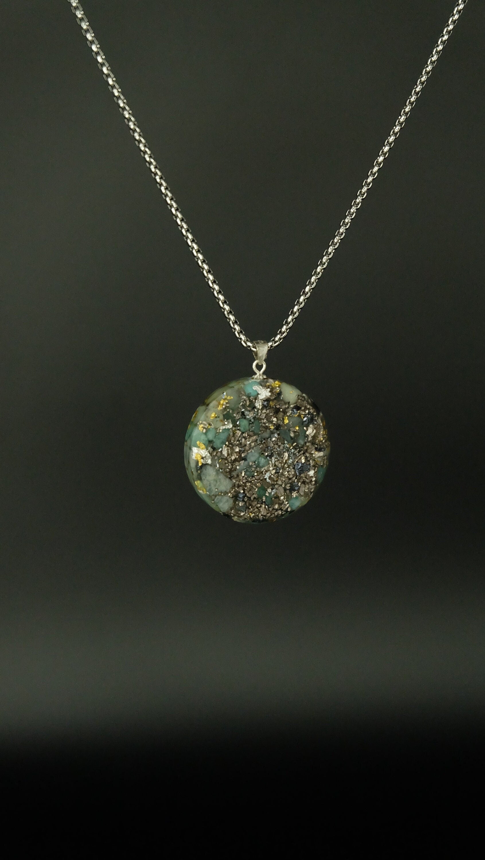 Orgonit Schmuck Anhänger Talisman Amulett mit Amazonit Aquamarin und Blattgold von Hand gefertigt in Deutschland UNIKAT Anfertigung
