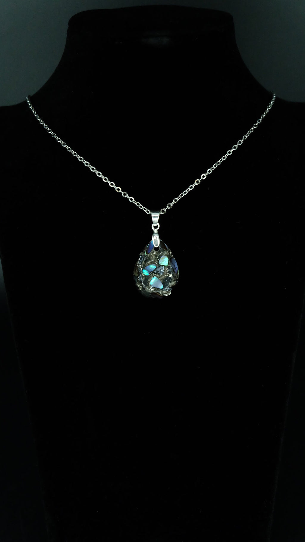 Luxuriöser moderner Perlmutt Schmuck Anhänger aus 925 Sterling Silber von Hand gefertigt in einer Schmuckmanufaktur in Deutschland