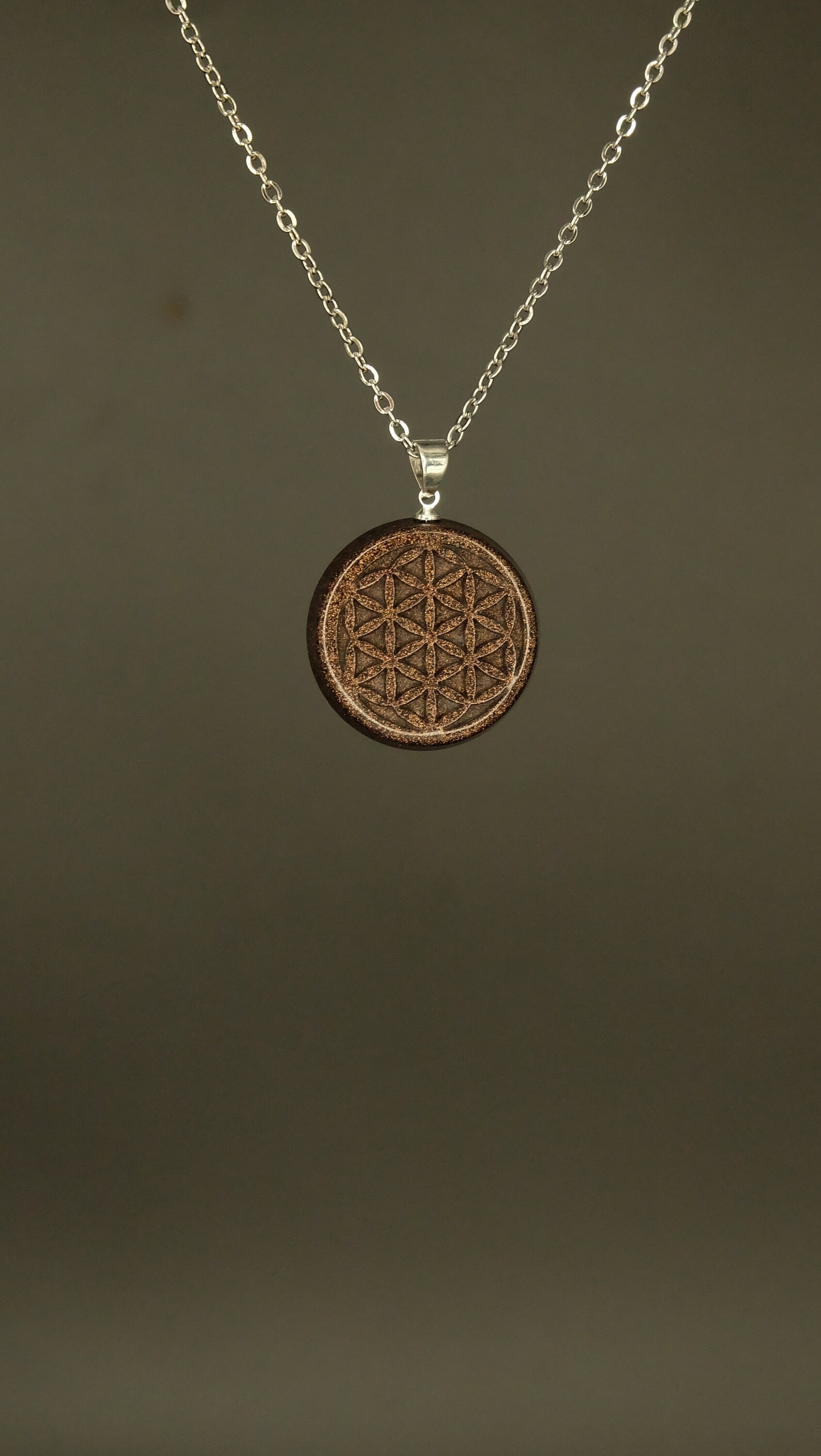 Blume des Lebens Handgefertigter Talisman Amulett Orgonit Anhänger Heilige Geometrie Spiritueller Schmuck
