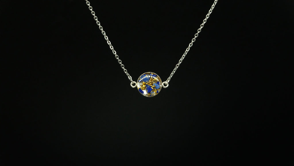 Lapislazuli 925 Sterling Silber Anhänger mit Halskette von Hand gefertigt aus Edelsteinen Kunstharz und recycelten Metallen