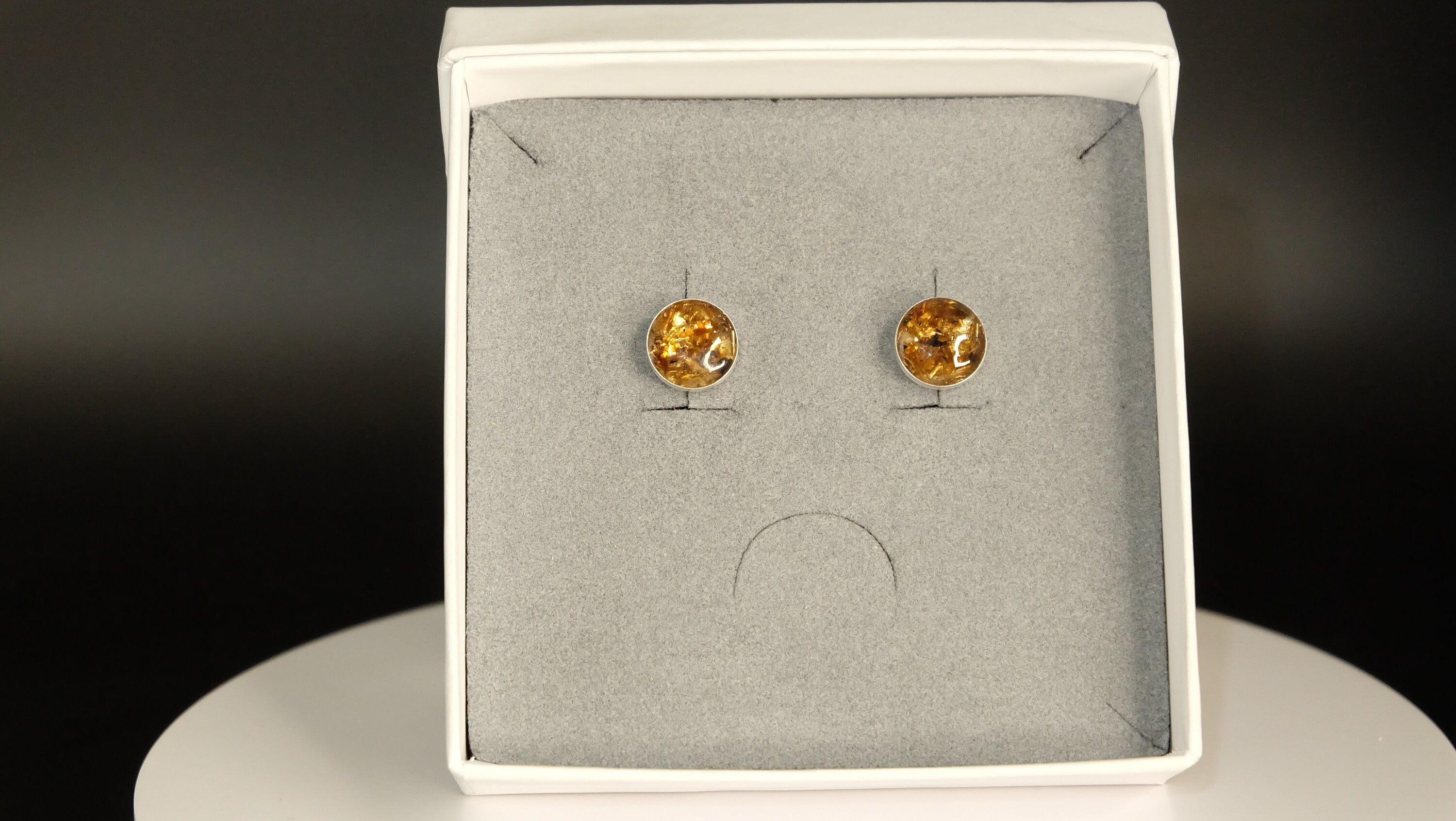 Bernstein 925 Sterling Silber Schmuck Ohrstecker aus modernem Herstellungsverfahren für Nachhaltigkeit hergestellt in Deutschland 10mm