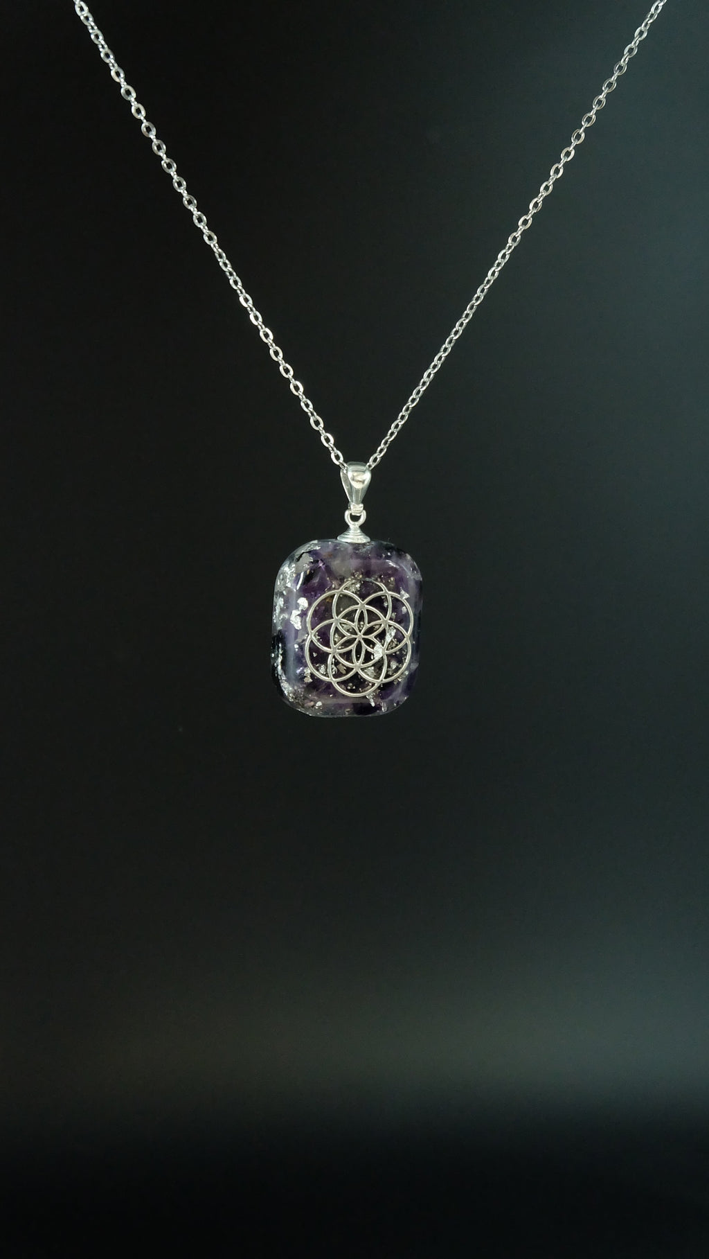 Lebensblume Orgonit Amulett mit Amethyst und Silber von Hand gefertigt