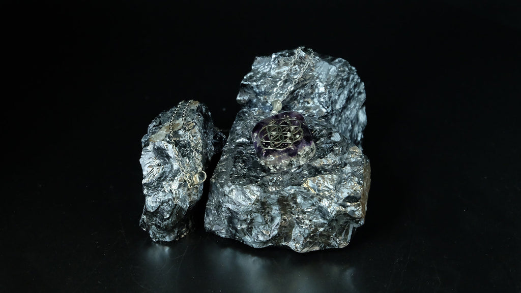 Lebensblume Orgonit Amulett mit Amethyst und Silber von Hand gefertigt