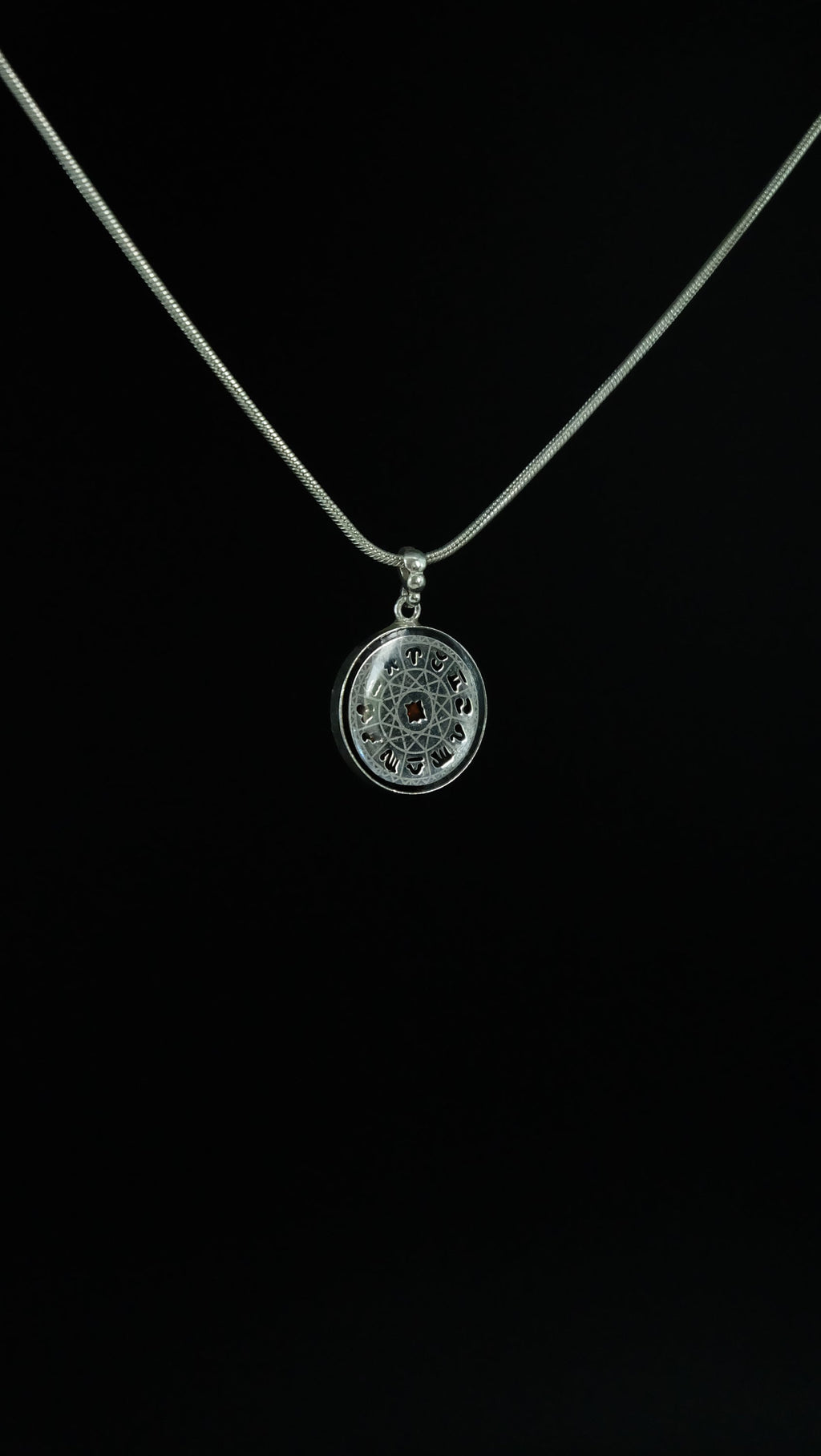 Tierkreis 925 Sterling Silber Amulett von Hand gefertigt Heilige Geometrie Orgonit Anhänger mit Opal 20mm Astrologie Schmuck