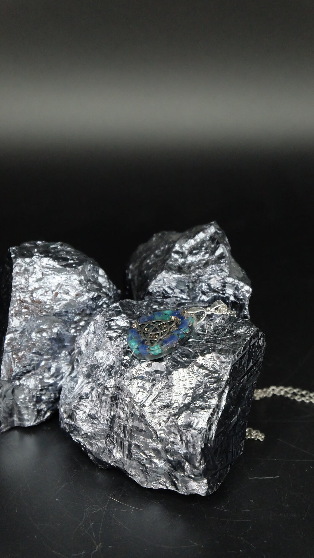 Keltisches Tropfenamulett aus Sodalith und Amazonit 925 Sterling Silberkette Versand aus Deutschland