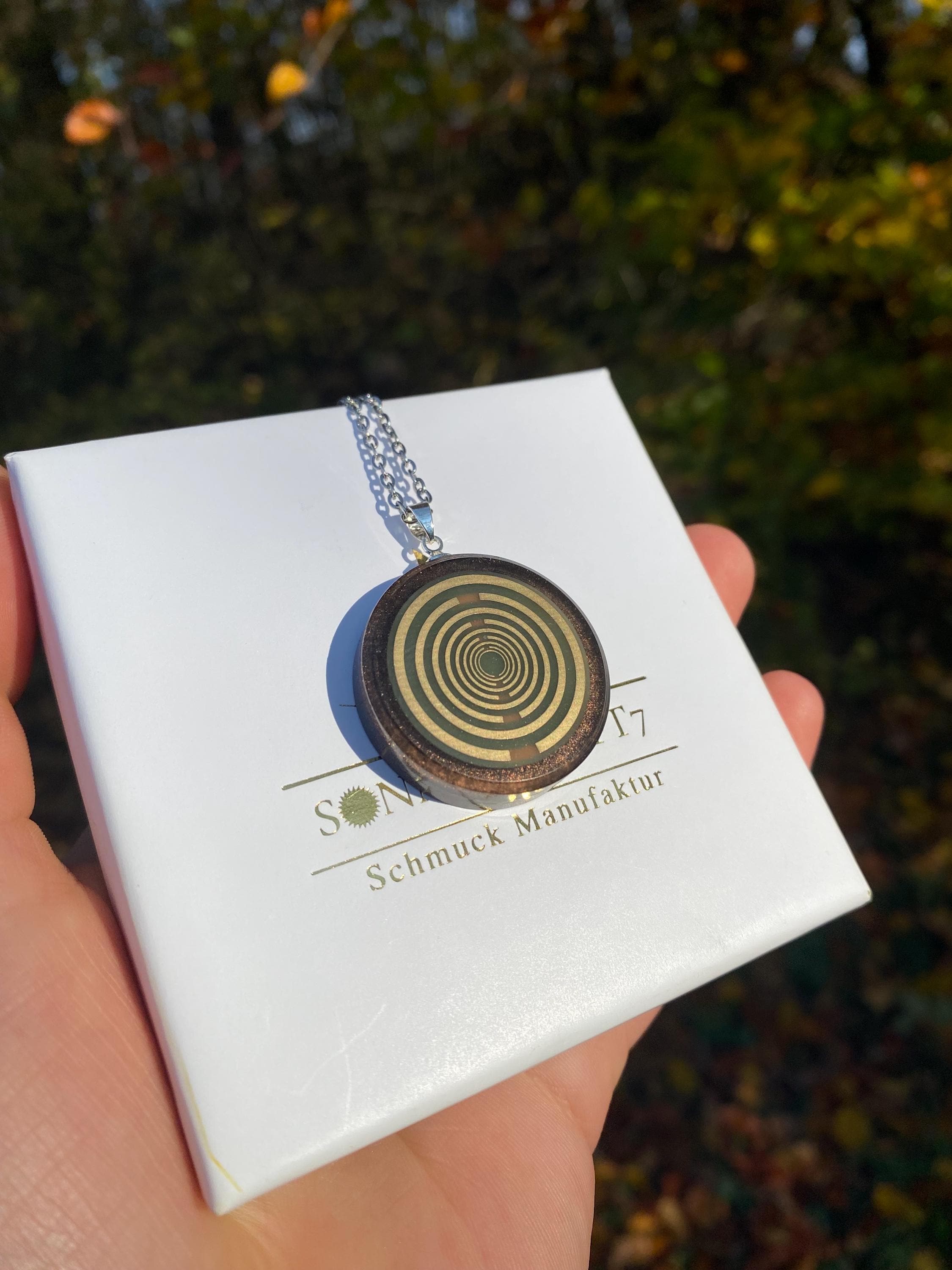 Orgonit Schutzamulett mit Lakhovsky MWO Spirale von Sonnenkraft7® | Anhänger zur Strahlungsabwehr, Aura Reinigung & Schutz vor Störfeldern