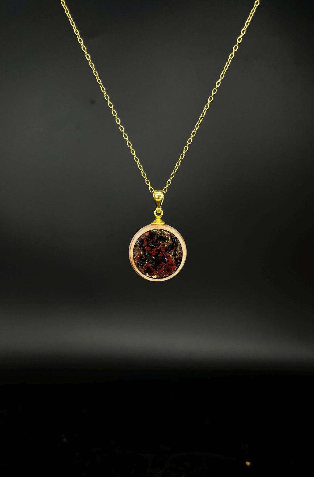 Orgonit Amulett aus Rotem Jaspis und Olivenholz mit 925 Silber Öse Sonderanfertigung mit DM 25mm von Hand hergestellt
