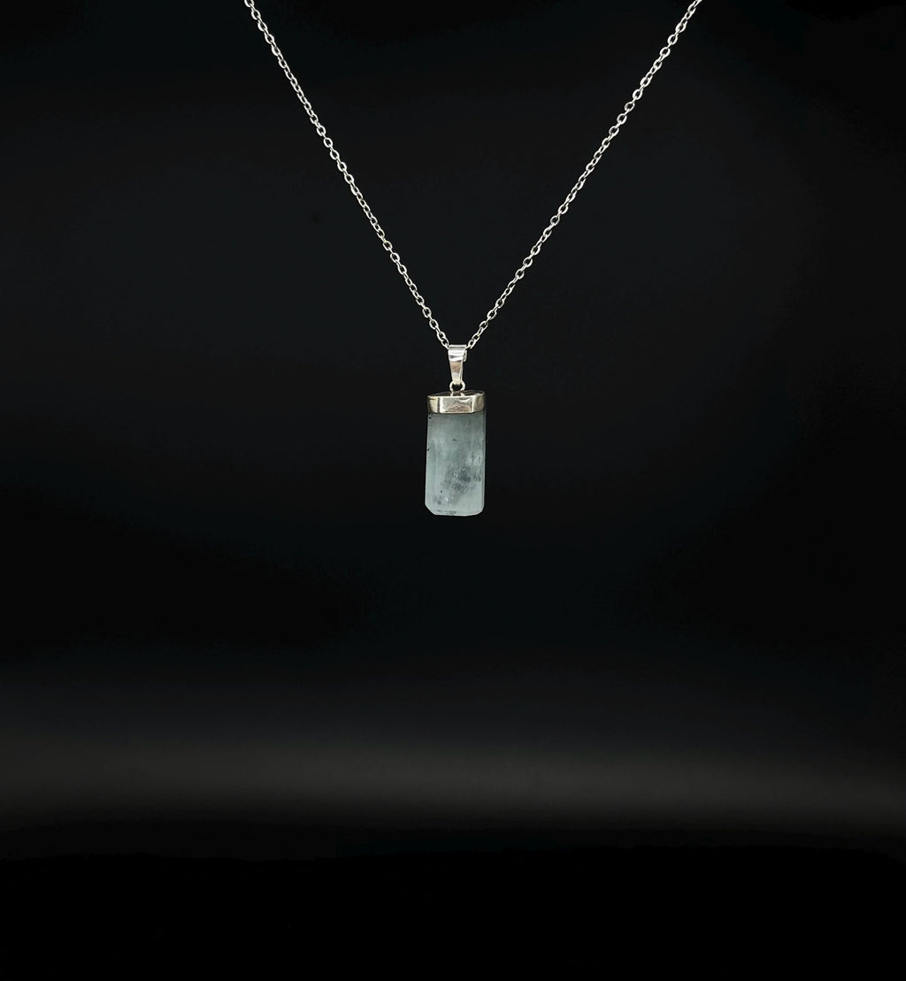 Natürlicher Eisblauer Aquamarin Anhänger mit 925 Sterling Silber Fassung 17x10mm in A-Qualität