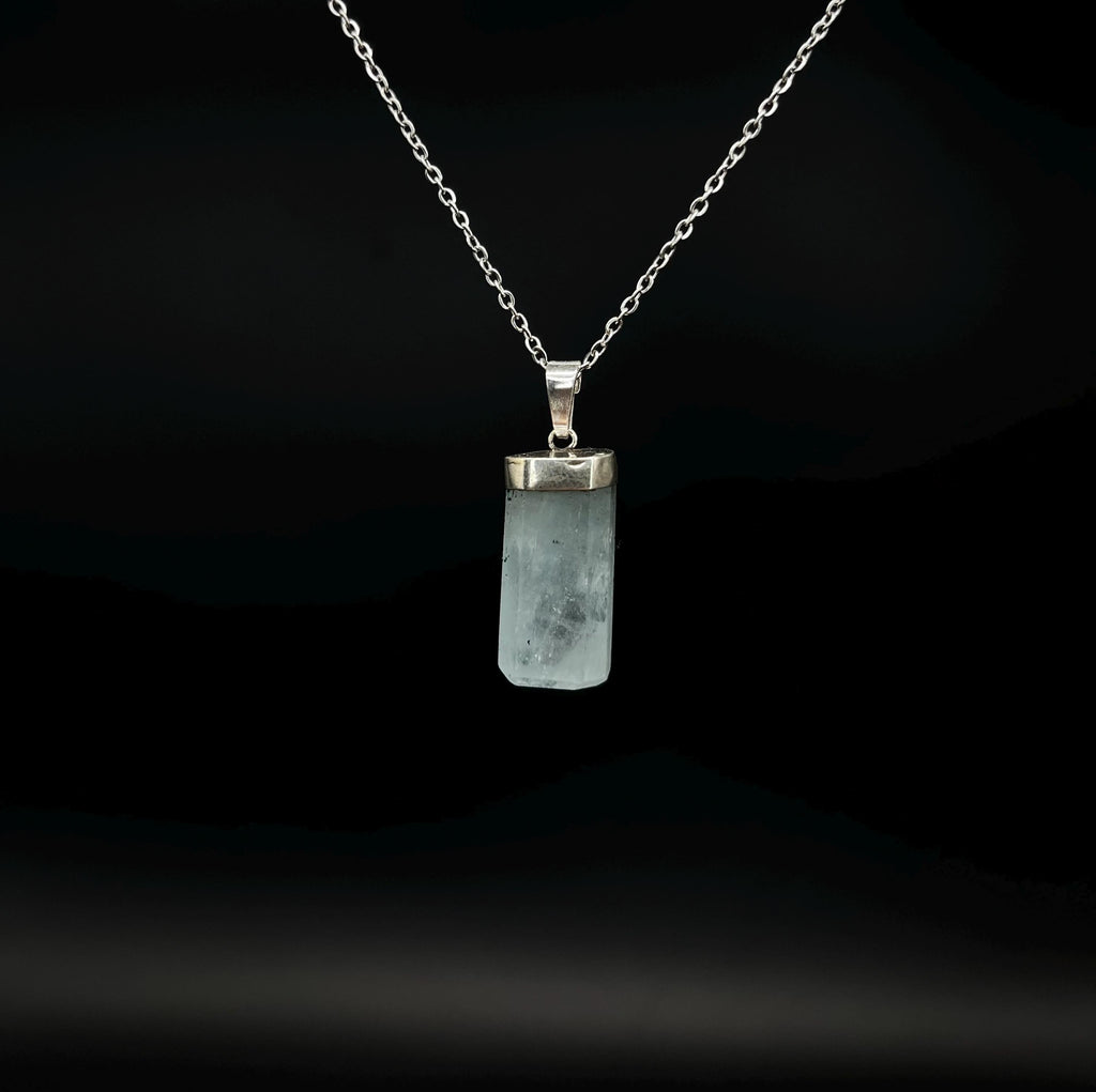 Natürlicher Eisblauer Aquamarin Anhänger mit 925 Sterling Silber Fassung 17x10mm in A-Qualität