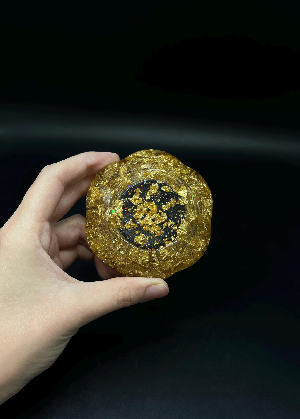 Lotusblume Kerzenhalter in Gold von Hand hergestellt aus Kunstharz Blattgold / nach Absprache farblich variabel