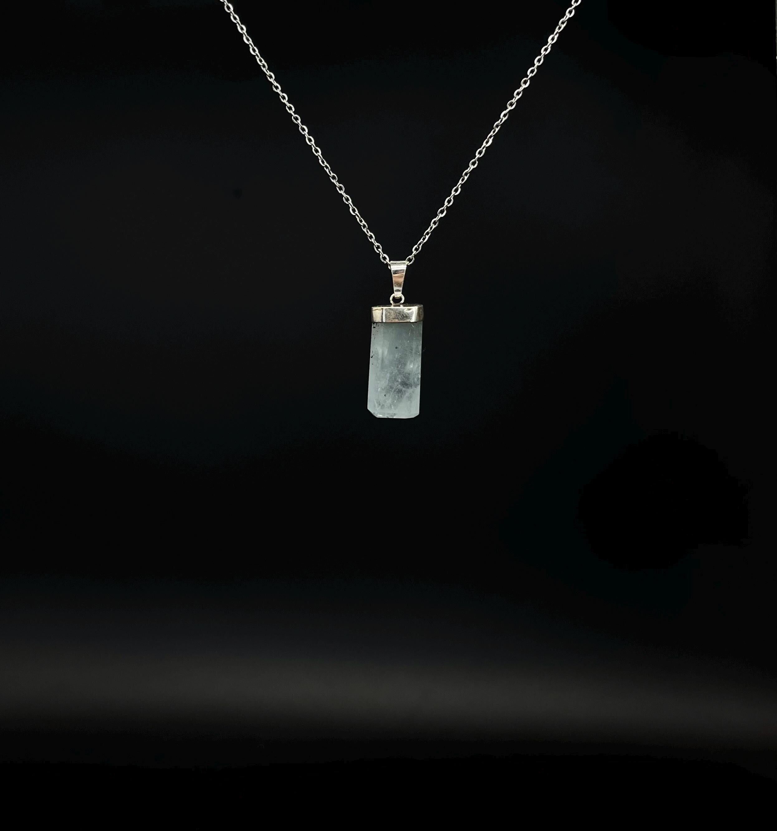Natürlicher Eisblauer Aquamarin Anhänger mit 925 Sterling Silber Fassung 17x10mm in A-Qualität