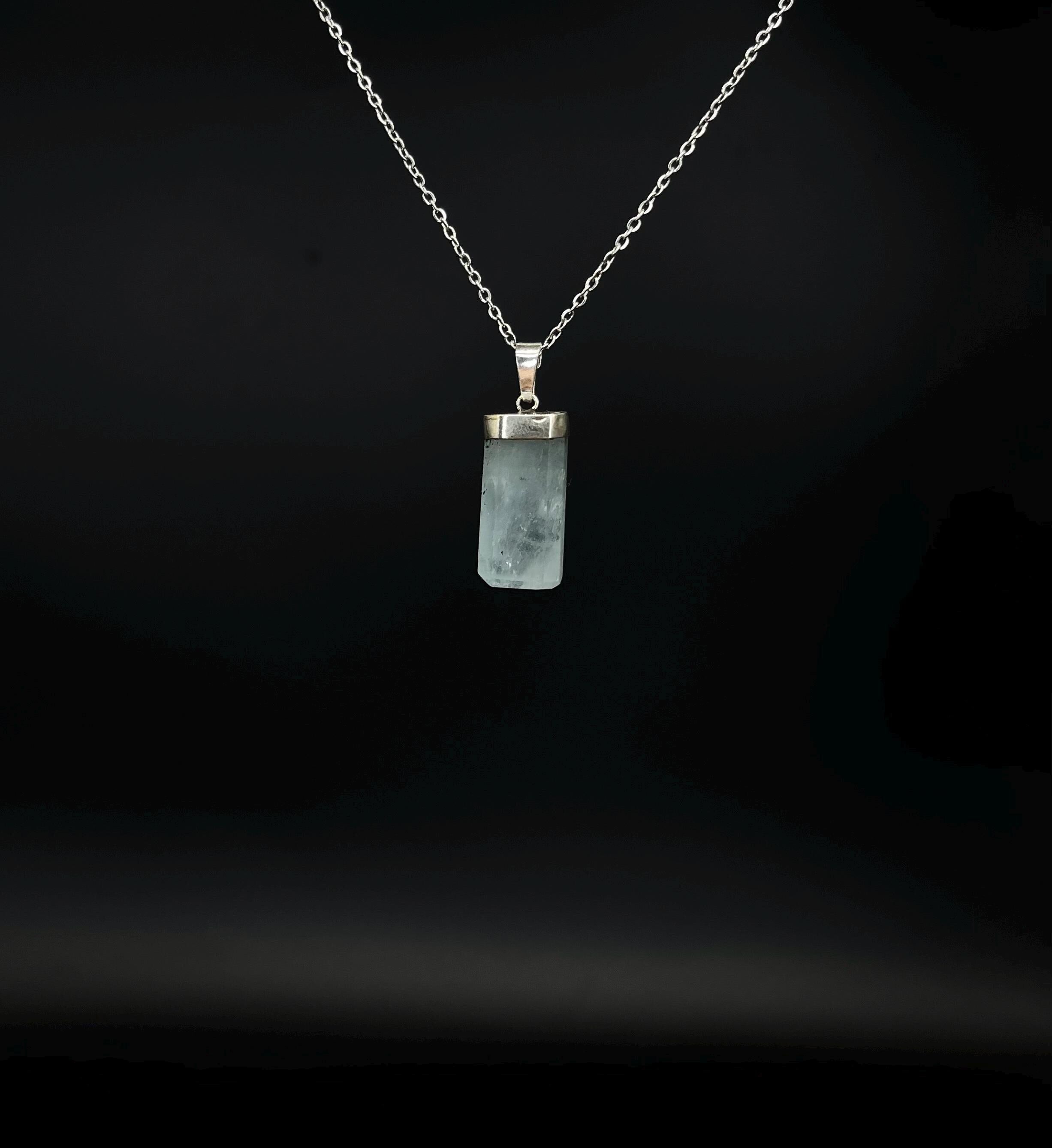 Natürlicher Eisblauer Aquamarin Anhänger mit 925 Sterling Silber Fassung 17x10mm in A-Qualität