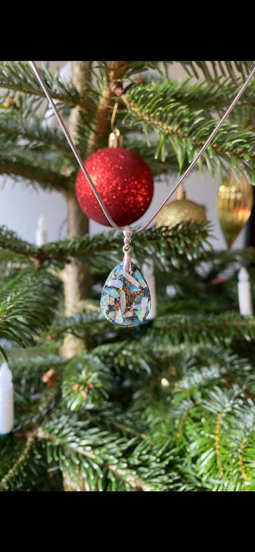 Opal Anhänger mit 925 Sterling Silber | Orgonit Amulett in Tropfenform | Edles Weihnachtsgeschenk von Hand gefertigt