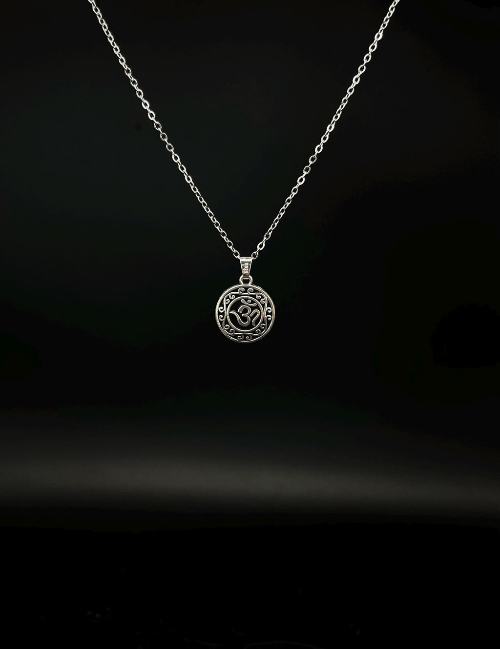 Om Anhänger 925 Silber | Spirituelle Halskette Yoga Meditation | AUM Symbol Schmuck | Buddhistischer Glücksanhänger | Achtsamkeit
