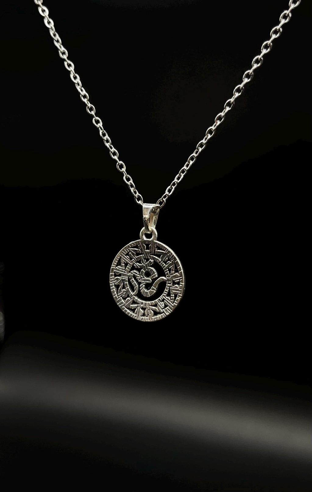 Om Anhänger 925 Silber | Spirituelle Halskette Yoga Meditation | AUM Symbol Schmuck | Buddhistischer Glücksanhänger | Achtsamkeit