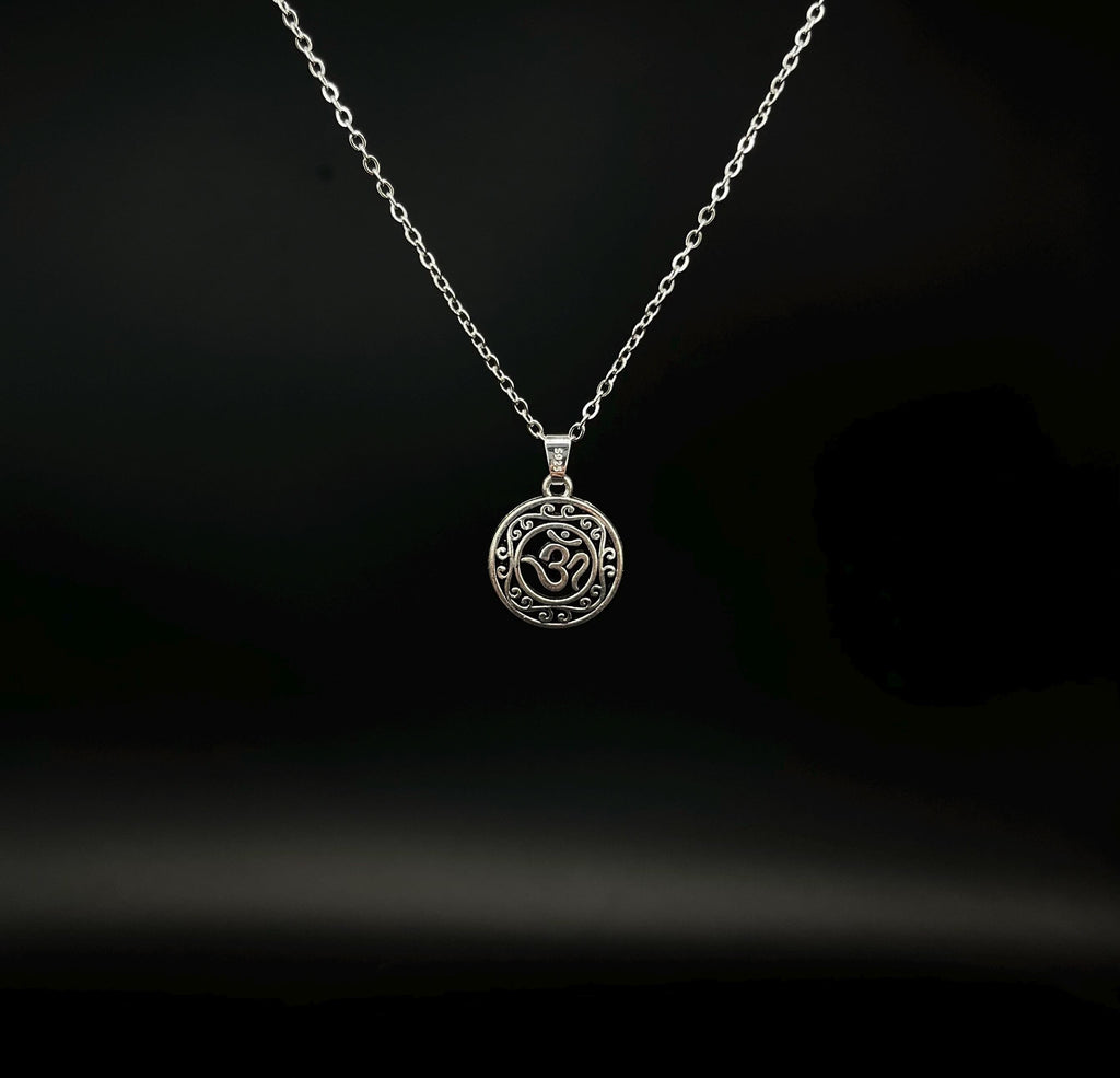 Om Anhänger 925 Silber | Spirituelle Halskette Yoga Meditation | AUM Symbol Schmuck | Buddhistischer Glücksanhänger | Achtsamkeit