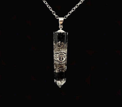 5G Strahlenschutz Runen Anhänger  | Nordisches Futhark Orgonit Amulett | Handgefertigter Mittelalter Schmuck mit Schungit & Bergkristall