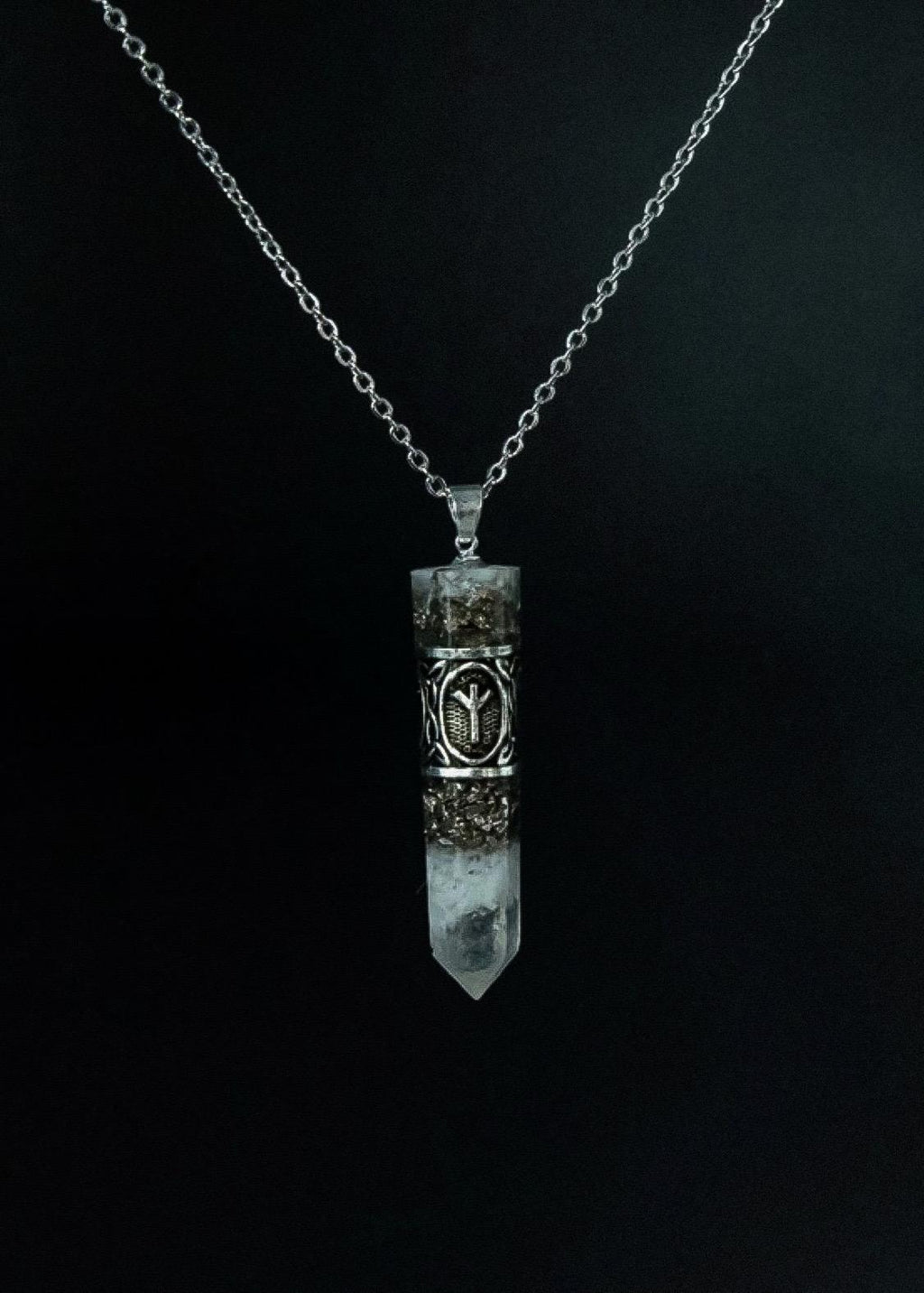 Runen Schutzamulett mit Ankerkette | Nordisches Futhark Orgonit Amulett | Handgefertigter Mittelalter Schmuck mit Edelstein nach Wahl