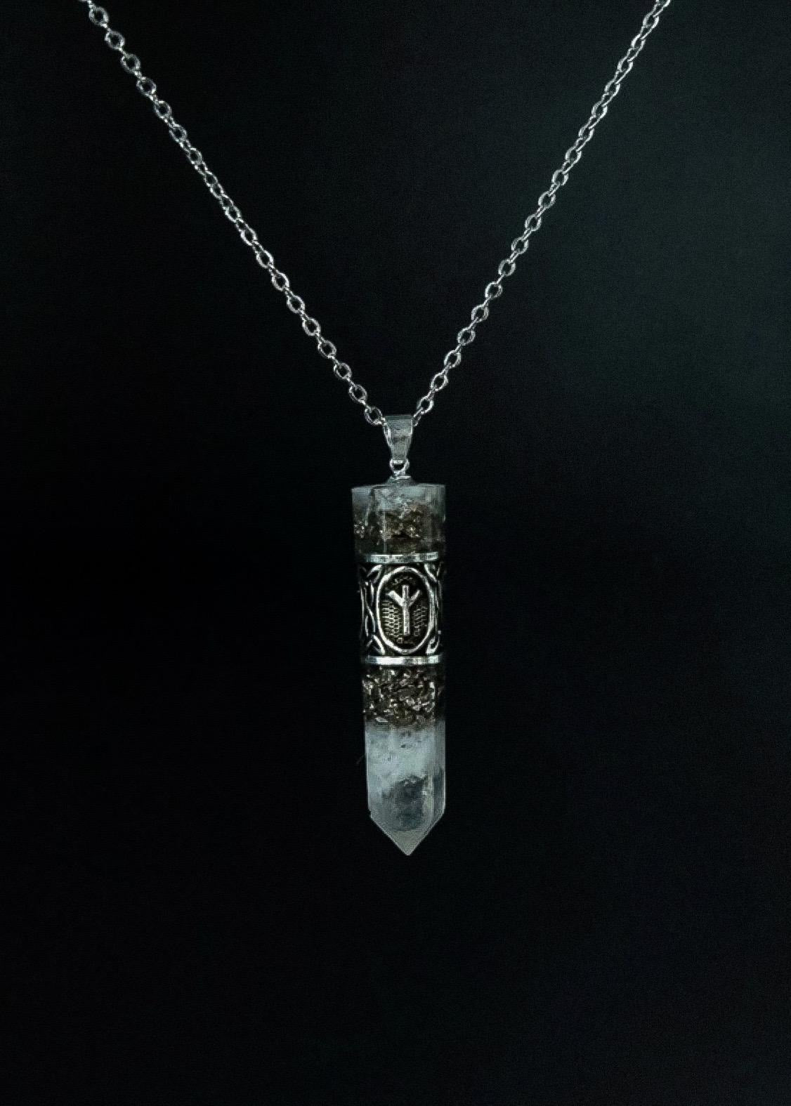 Runen Schutzamulett mit Ankerkette | Nordisches Futhark Orgonit Amulett | Handgefertigter Mittelalter Schmuck mit Edelstein nach Wahl