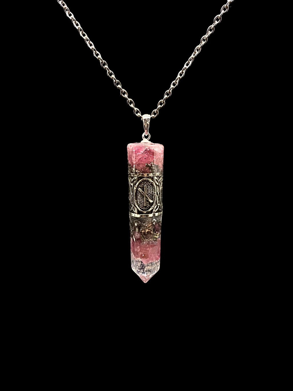 Rubbelit Runen Amulett Orgonit Anhänger Mittelalter Schmuck aus rotem Turmalin für emotionale Heilung | Energiebooster Kristall